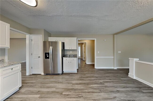 Building Photo - 241 Creel Chase NW