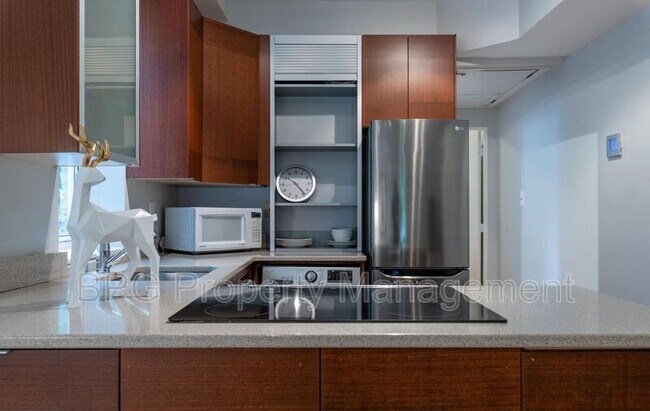 Building Photo - 1512 10th St NW