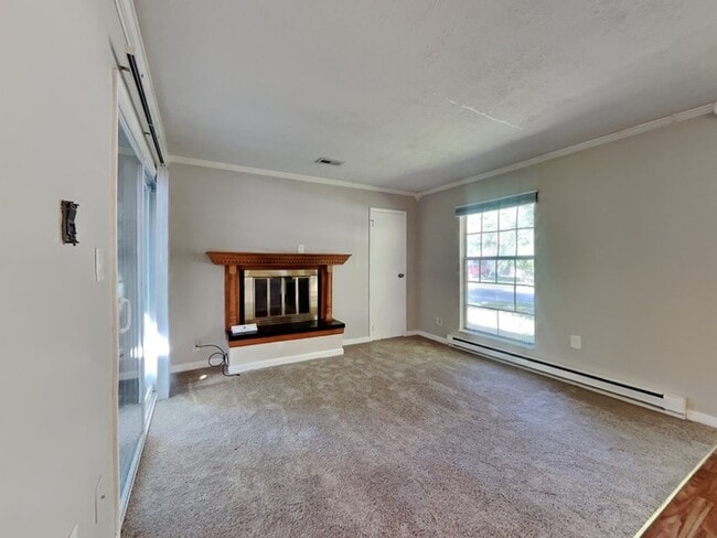 Building Photo - MOVE IN SPECIAL! 3 bed 1 bath in Greenwood!