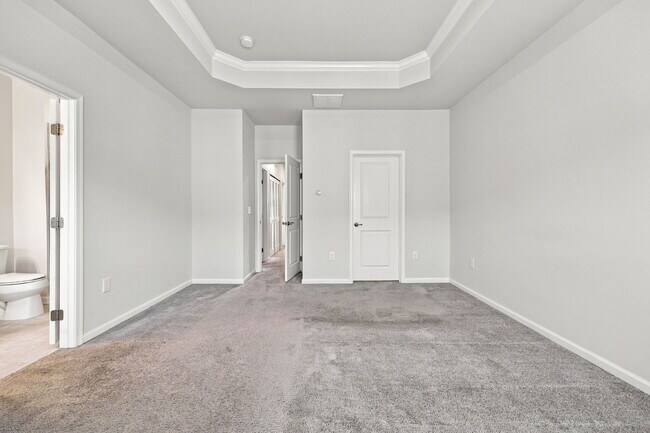 Building Photo - 707 Channing Park Cir