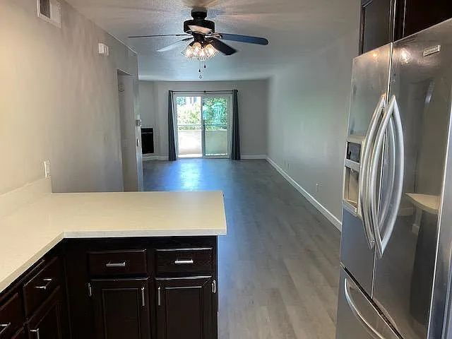 Building Photo - Updated Canyon Country Condo in Gated Community