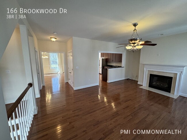 Building Photo - 166 Brookwood Dr