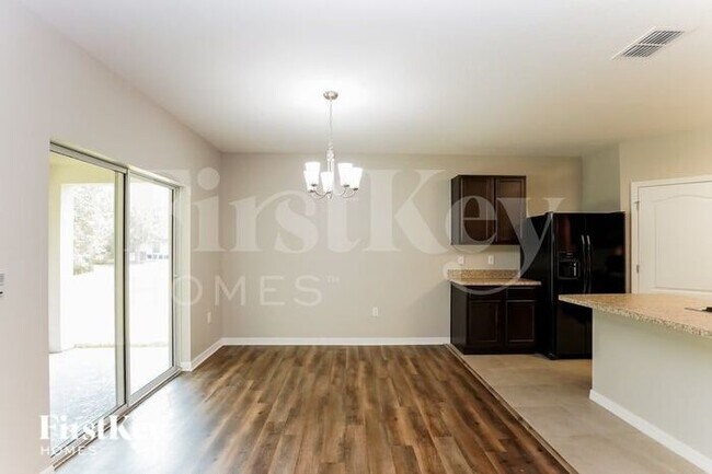 Building Photo - 855 Sheen Cir