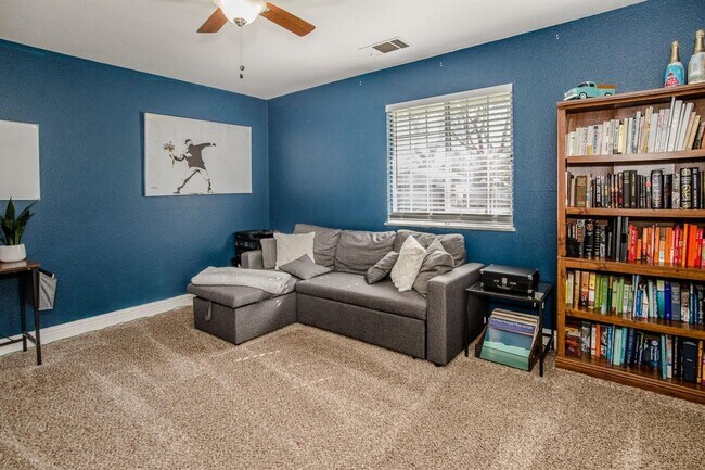 Building Photo - Four Bedroom 2 Bath home available for rent