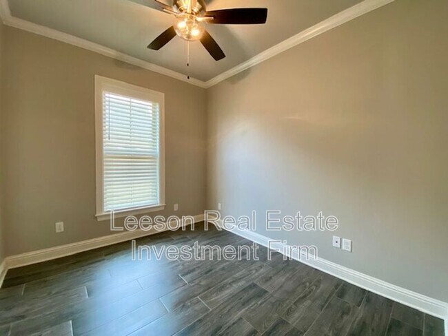 Building Photo - 2076 Highpoint Pl