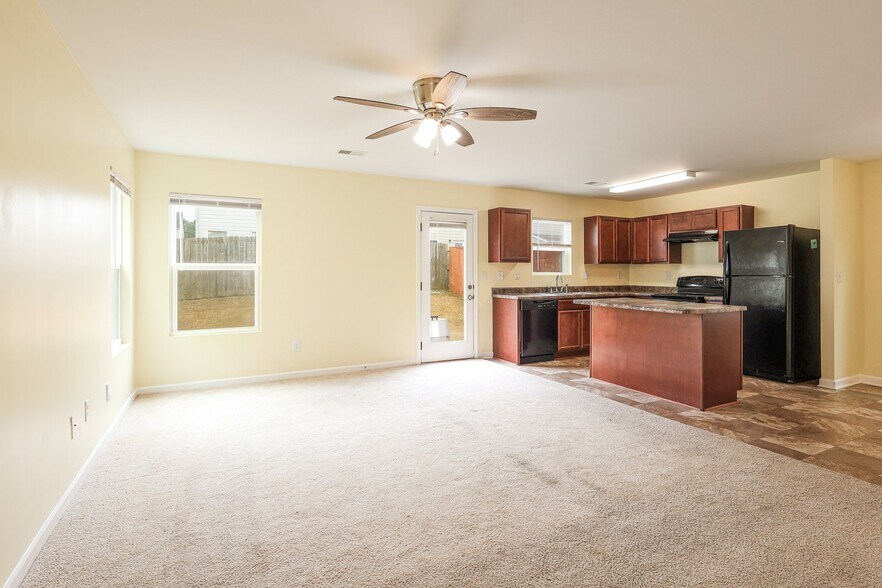 Building Photo - 1562 Onalee Dr