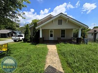 Building Photo - Charming 2bd/1ba Home In Lenoir