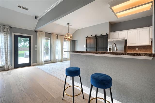 Building Photo - 1865 Farm to Market Rd 552