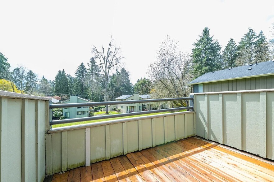 Deck - 7022 SW Montauk Cir