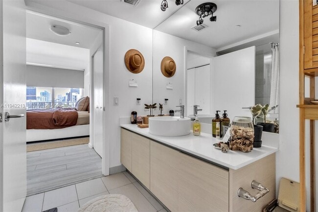 Building Photo - 4250 Biscayne Blvd