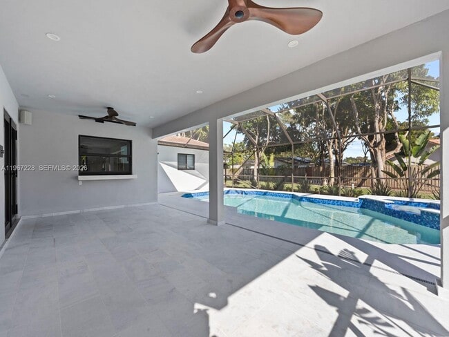 Building Photo - 2537 NW 116th Terrace