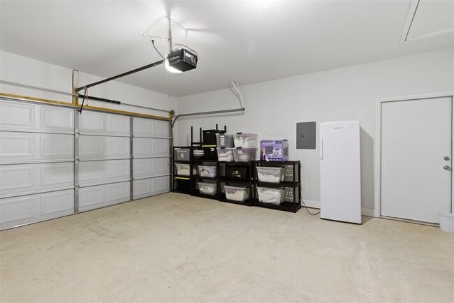 Building Photo - 17828 Bassano Ave