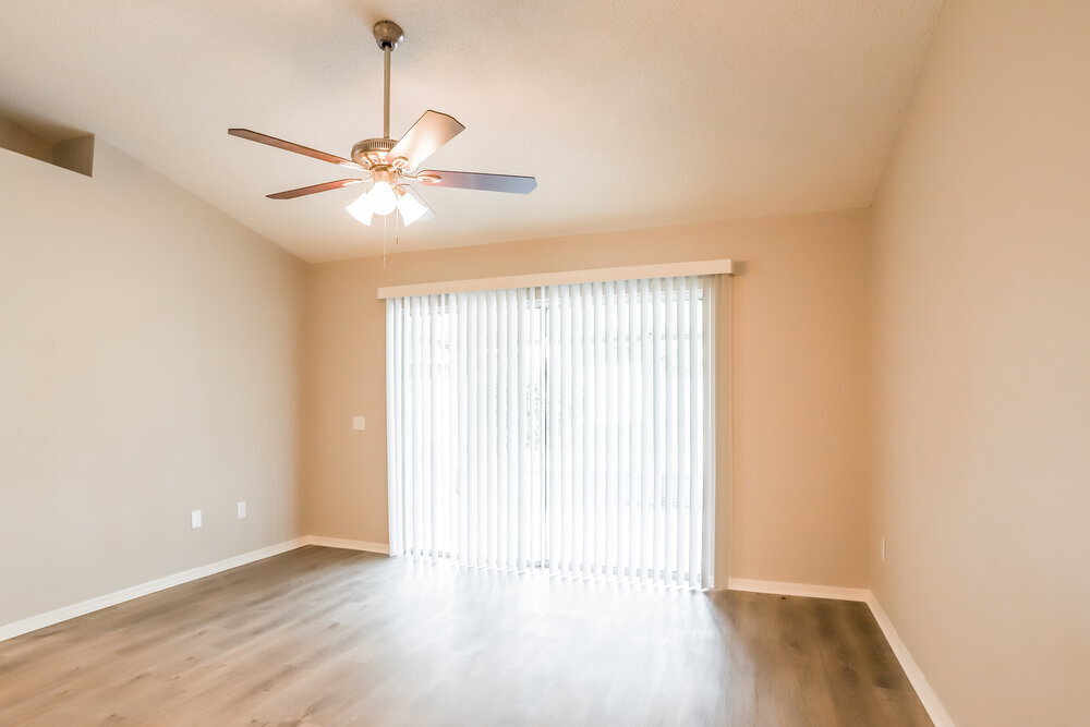 Building Photo - 416 Sangria Dr