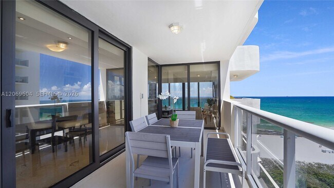 Building Photo - 5757 Collins Ave