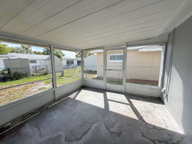 Building Photo - 5706 Chipper Dr