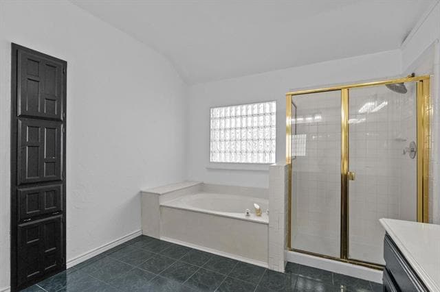 Building Photo - 6814 Silver Lake Dr