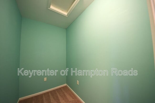 Building Photo - 1407 Rollesby Way