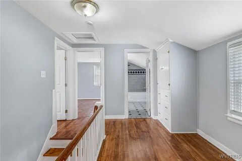 Building Photo - 425 Roycroft Blvd