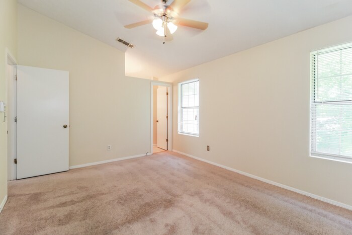 Building Photo - 2172 Sara Ashley Way