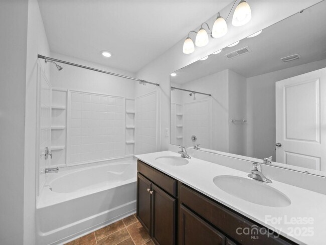 Building Photo - 1008 Hudson Taylor Ln