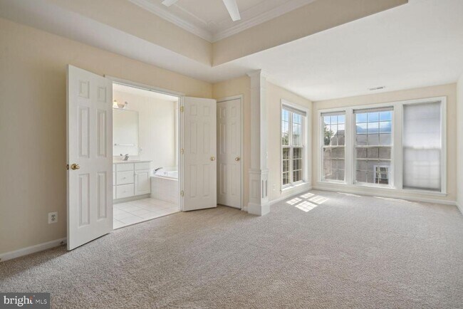 Building Photo - 6323 Dunn Ct
