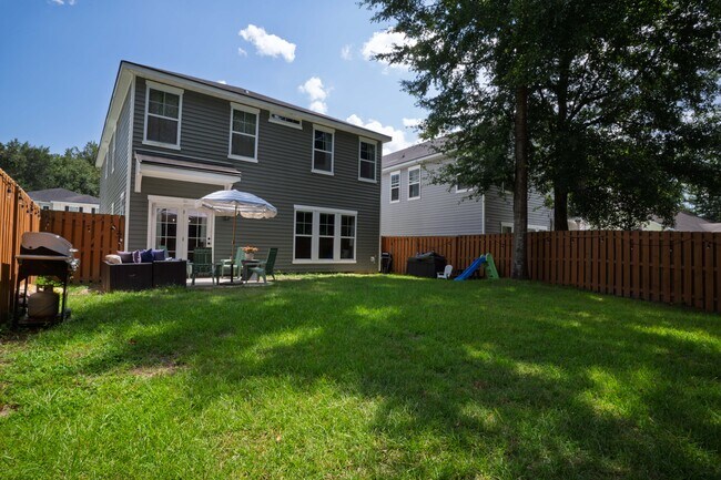 Building Photo - 86 Isle Of Palms E