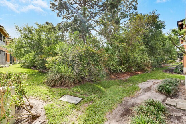 Building Photo - 8301 Mulligan Cir