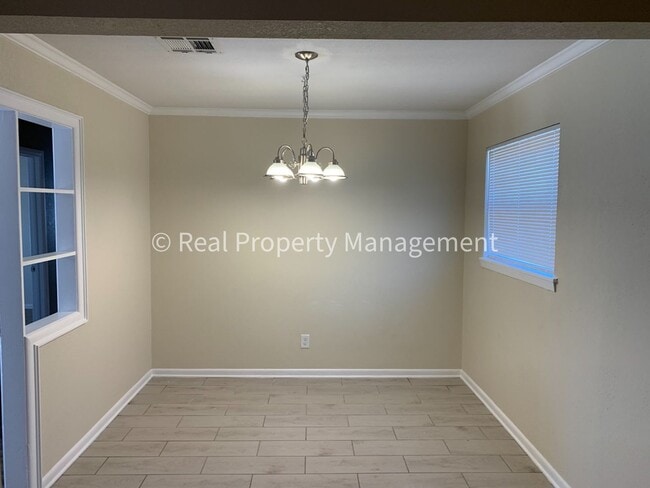 Building Photo - 7406 Cypress Ave