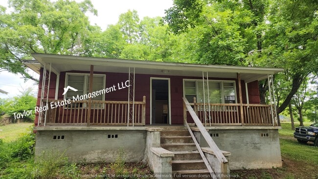 Building Photo - 1329 Sunnyside St