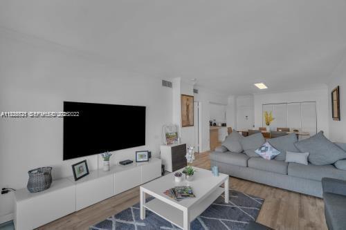 Building Photo - 1950 S Ocean Dr