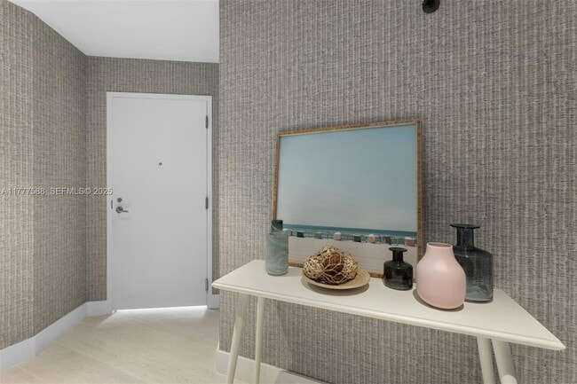 Building Photo - 2900 NE 7th Ave