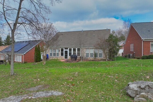 Building Photo - 1527 Gesshe Ct