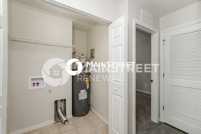 Building Photo - 3 Bedroom Pet-Friendly Home in St Petersburg, FL with Main Street Renewal