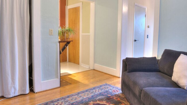 Building Photo - 1 Bed 1 Bath