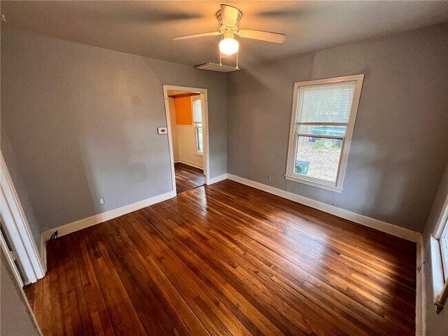 Building Photo - 4902 Caswell Ave