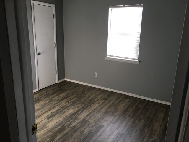 Bedroom 2 with walk-in closet - 910 S East Ave