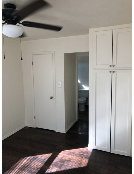 Building Photo - 110 S 9th St