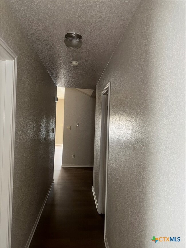 Building Photo - 4903 John David Dr