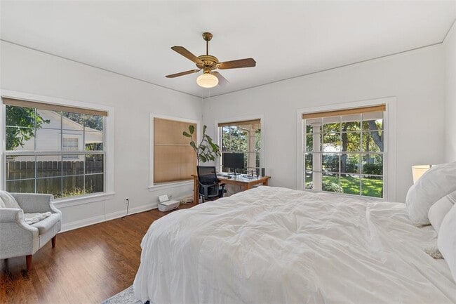 Building Photo - 2612 Bridle Path