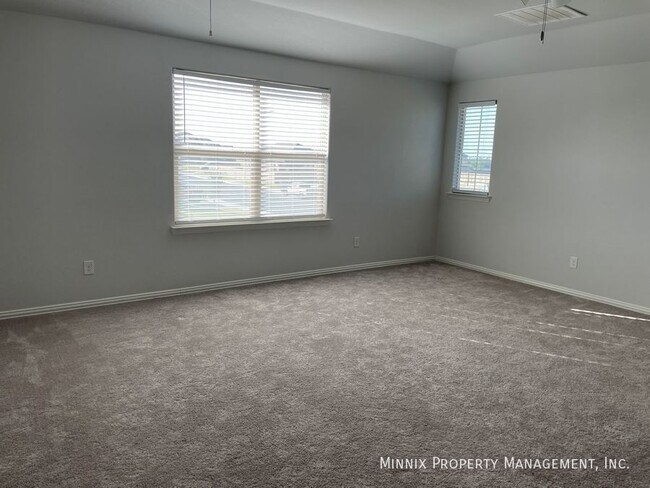 Building Photo - 1219 Pavilion Pkwy