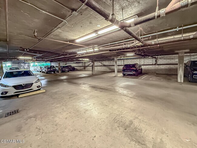 Building Photo - 5420 Sylmar Ave