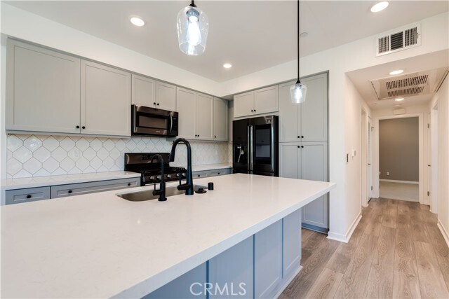Building Photo - 9690 Aire Pl