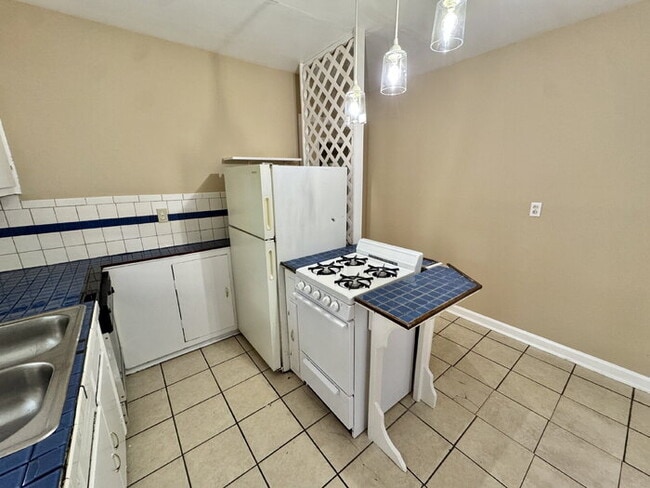 Building Photo - 3542 Millington Rd