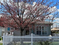 Building Photo - 1733 Melrose Ave