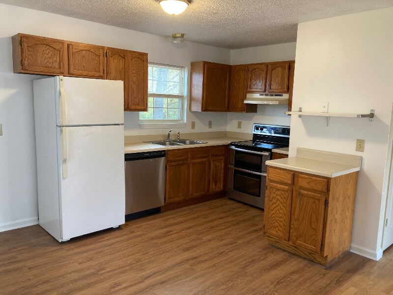 Building Photo - 1709 Daytona Ct