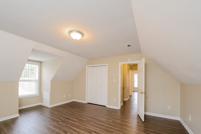 Building Photo - 172 Elisha Creek Dr