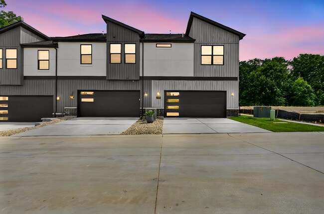 Building Photo - 145 Sesame Lp
