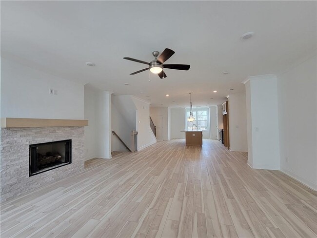 Building Photo - 1343 Harvest Park Ln