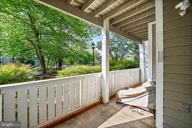 Building Photo - 14300 Rosy Ln