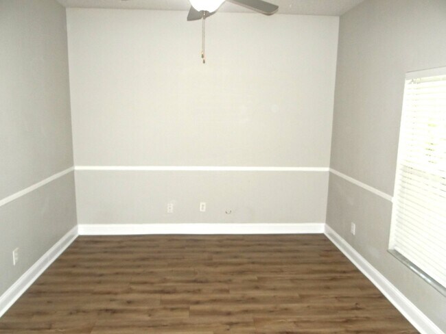 Building Photo - Charming 3/2 home in Port Tampa